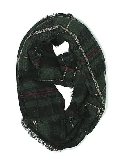 Pre-owned Look Scarf In Green