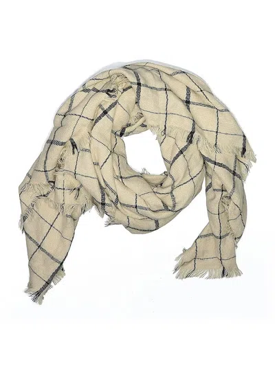 Pre-owned Look Scarf In Ivory