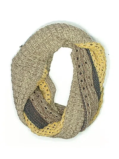 Pre-owned Look Scarf In Tan