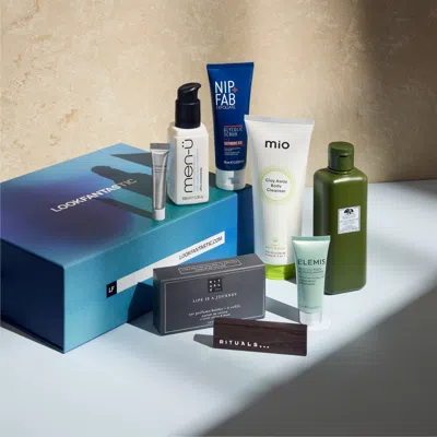 Lookfantastic The Box Lookfantastic Father's Day Grooming Edit In White