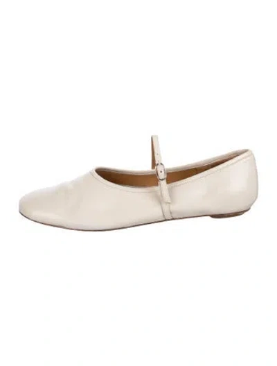 Pre-owned Loq Leather Ballet Flats In Neutrals