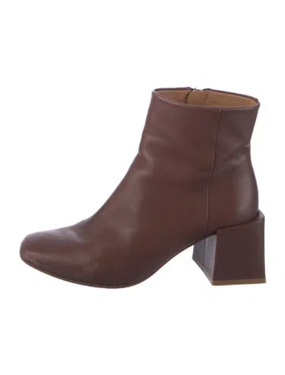 Pre-owned Loq Leather Boots In Burgundy