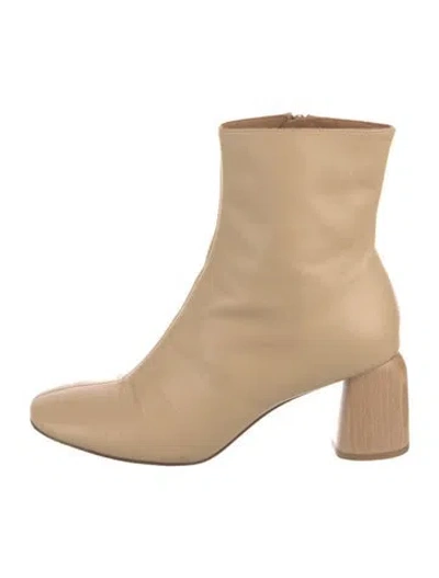 Pre-owned Loq Leather Boots In Neutral