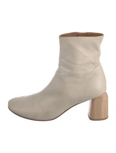 Pre-owned Loq Leather Boots In Neutrals