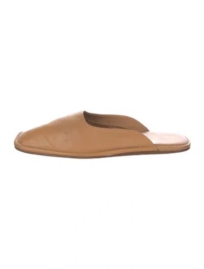 Pre-owned Loq Leather Mules In Neutral