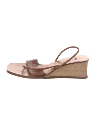 Pre-owned Loq Leather Slingback Sandals In Brown