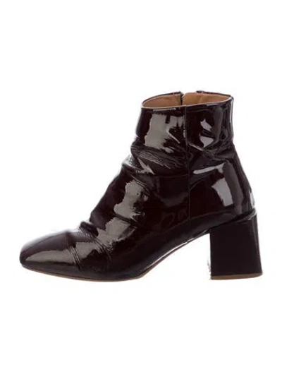 Pre-owned Loq Patent Leather Boots In Burgundy