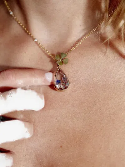 Loquet Pink Sapphire Rose Charm In Gold