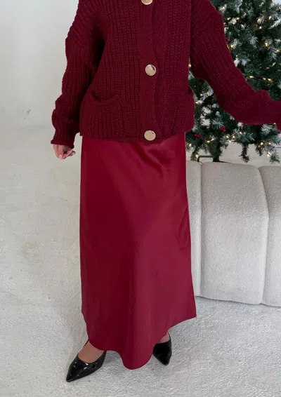 Loraine Slip Skirt In Burgundy In White