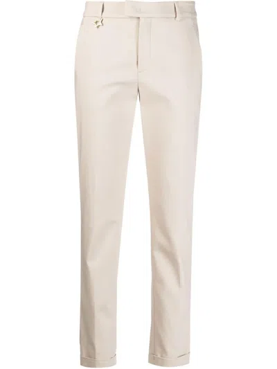 Lorena Antoniazzi Tailored-design Cropped Trousers In Nude