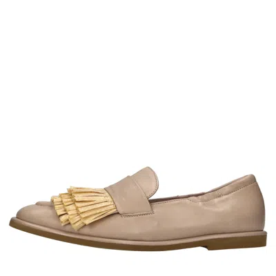 Lorena Paggi Flat Shoes In Beige Chari