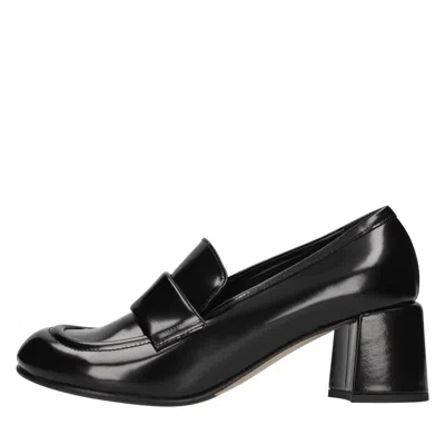 Lorena Paggi Flat Shoes In Black