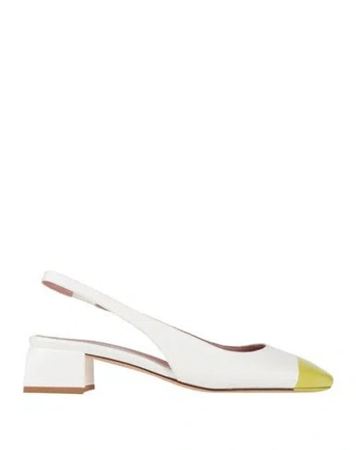 Lorena Paggi Woman Pumps Off White Size 6 Leather
