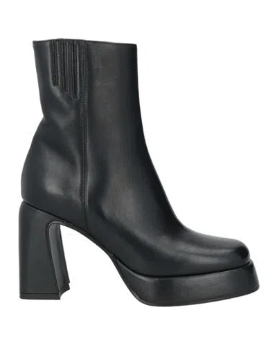 Lorenzo Mari Woman Ankle Boots Black Size 8 Leather