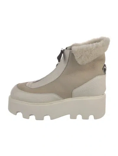 Pre-owned Loriblu Leather Boots In Neutrals