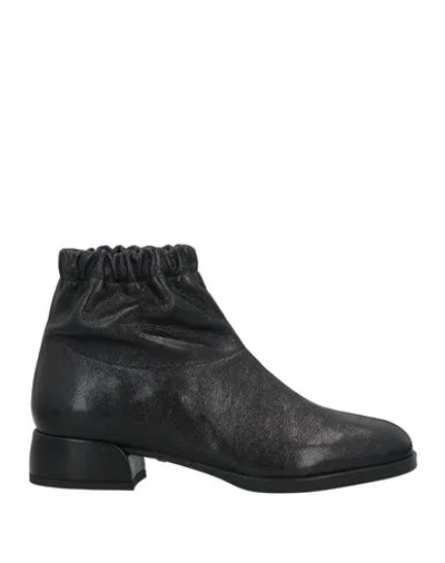 Loriblu Woman Ankle Boots Black Size 8 Calfskin