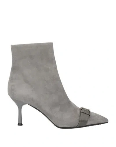 Loriblu Woman Ankle Boots Grey Size 8 Leather In Gray