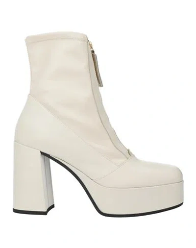 Loriblu Woman Ankle Boots Ivory Size 7 Leather In Neutral
