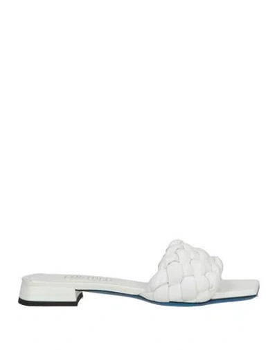 Loriblu Woman Sandals White Size 5 Leather