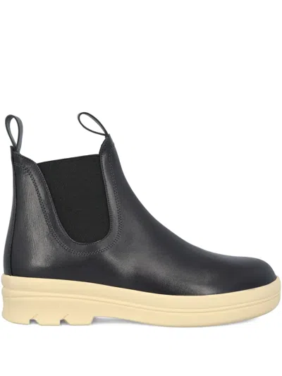 Loro Piana Elastic-insert Calfskin Boots In Black