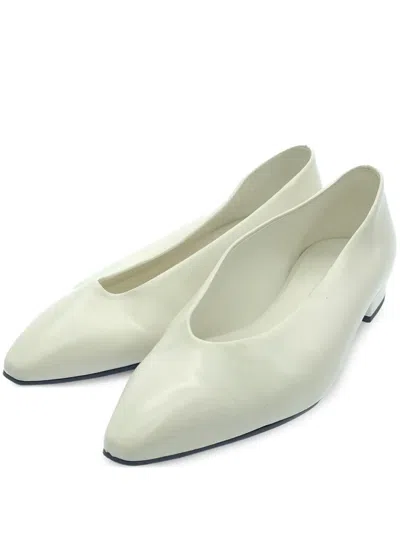 Pre-owned Loro Piana Leather Flat Pumps In White