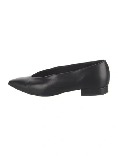 Pre-owned Loro Piana Leather Flats In Black/metallic/silver