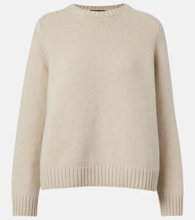 Loro Piana Parksville Cashmere Sweater In Beige
