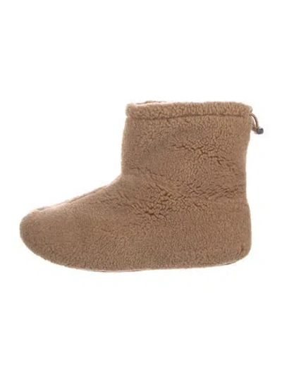 Pre-owned Loro Piana Shearling Boots In Neutral