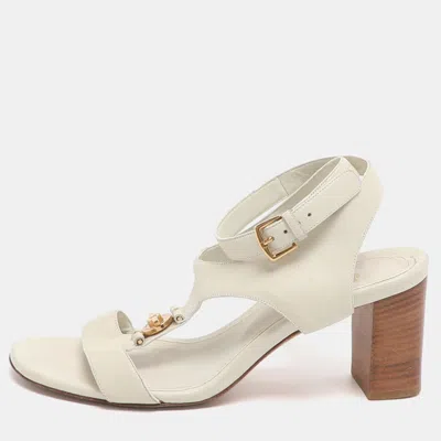 Pre-owned Loro Piana Size 37 Ivory Leather Ankle Strap Sandals In White