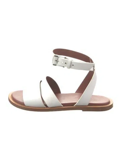 Pre-owned Loro Piana Thirasia Leather Gladiator Sandals In White