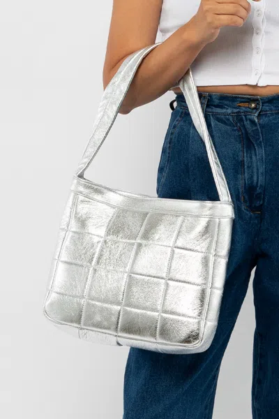 Los Angeles Apparel Rlh3452 - The Quilted Lambskin Bag In Silver