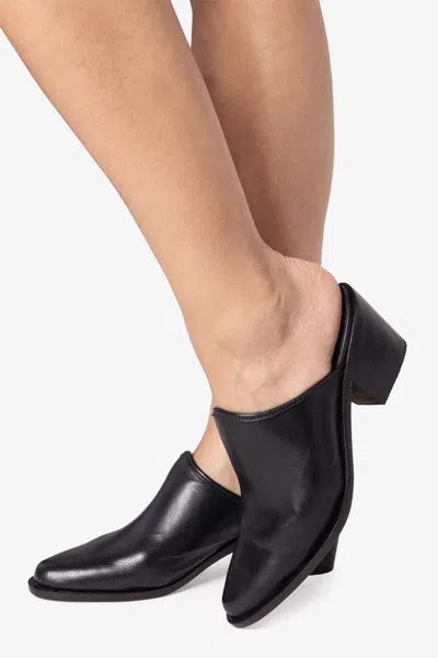Los Angeles Apparel Rshoe02 - Leather Cowboy Mule In Black