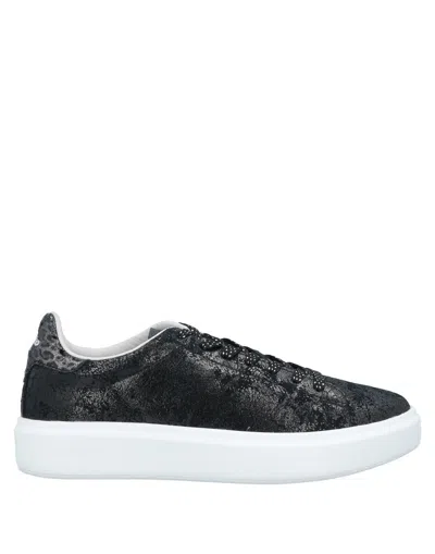 Lotto Sneakers In Steel Grey