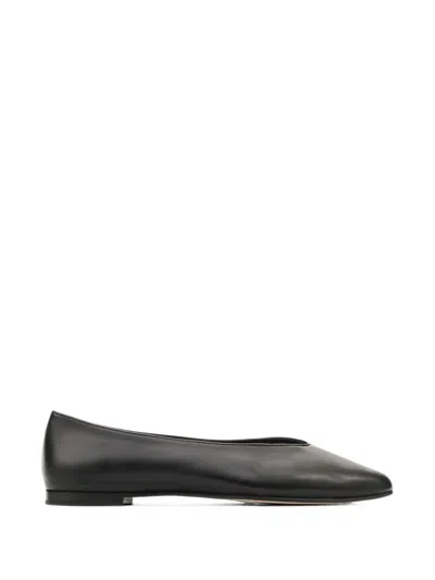 Lottusse Bella Almond-toe Pumps In Black