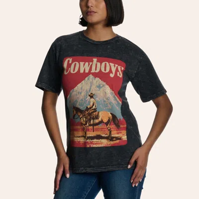 Lotus Fashion Women's Cowboys Vintage Black Graphic T-shirt