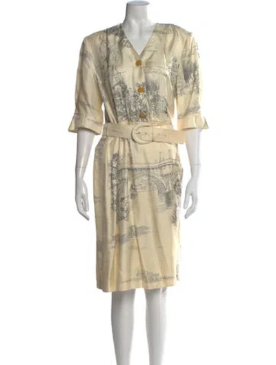 Pre-owned Louis Fèraud Silk Knee-length Dress In Neutral