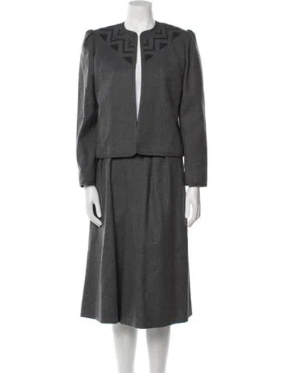 Pre-owned Louis Fèraud Wool Pleated Accents Pant Set In Gray