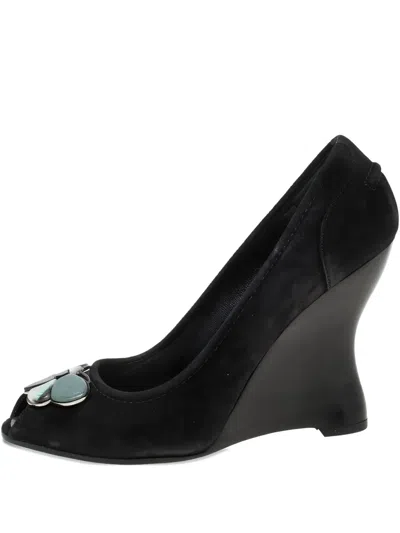 Pre-owned Louis Vuitton 105mm Butterfly Suede Pumps In Black