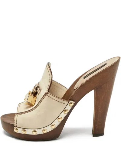 Pre-owned Louis Vuitton 1159793 Cream In White