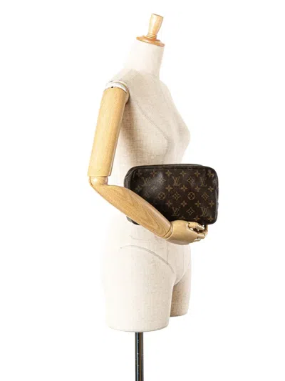 Pre-owned Louis Vuitton 1987 Monogram Trousse Toilette 23 Clutch Bag