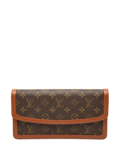 Pre-owned Louis Vuitton 1988 Monogram Pochette Dame Pm Clutch Bag In Brown