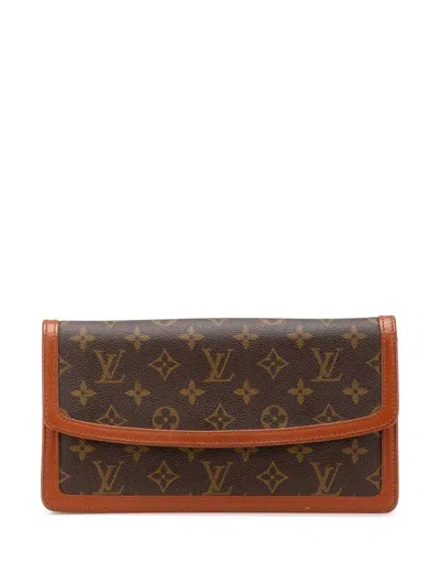 Pre-owned Louis Vuitton 1990 Monogram Pochette Dame Pm Clutch Bag In Brown