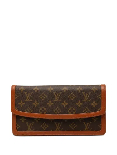 Pre-owned Louis Vuitton 1990 Monogram Pochette Dame Pm Clutch Bag In Brown