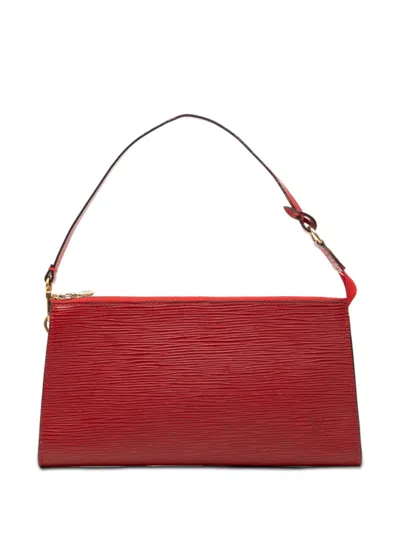Pre-owned Louis Vuitton 1999 Epi Pochette Accessoires Shoulder Bag In Red