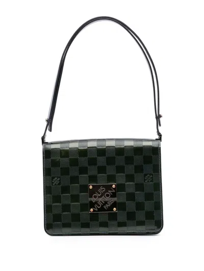 Pre-owned Louis Vuitton 2000-2010 Damier Vernis Cabaret Shoulder Bag In Green