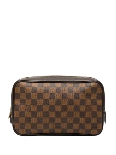 Pre-owned Louis Vuitton 2000 Damier Ebene Trousse Toilette 25 Clutch Bag In Brown