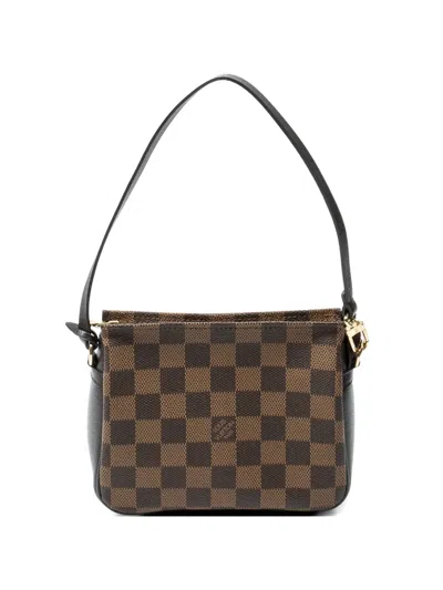 Pre-owned Louis Vuitton 2000 Trousse Make Up Zip-up Shoulder Bag In Brown