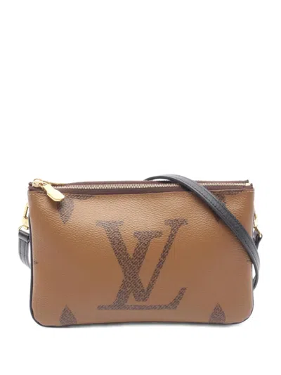 Pre-owned Louis Vuitton 2000s Monogram Clutch Bag In Brown