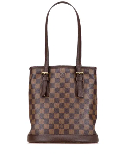 Pre-owned Louis Vuitton 2001 Damier Ebene Marais Bucket Bag In Brown