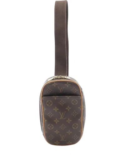Pre-owned Louis Vuitton 2001 Pochette Crossbody Bag In Brown